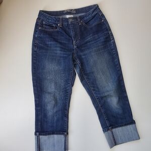 Cropped Wide Cuff Capri Medium Wash Jeans